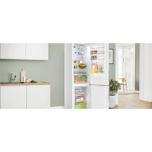 Двухкамерный холодильник Bosch KGN397WCT